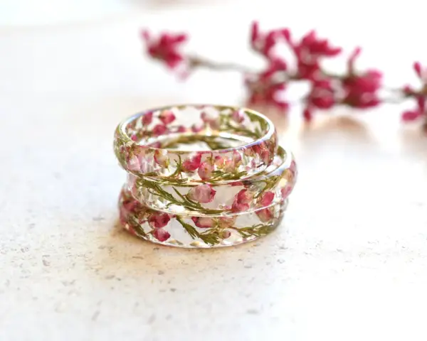 Delicate Resin Ring with Real Dried Pink Heather Flowers – Handmade Floral Jewelry – Hypoallergenic Promise Ring for Her – Nature Ring - Image 3